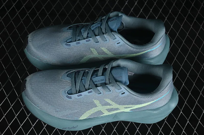 All categories Asics ASICS series Asics Novablast 6 1011C243-400